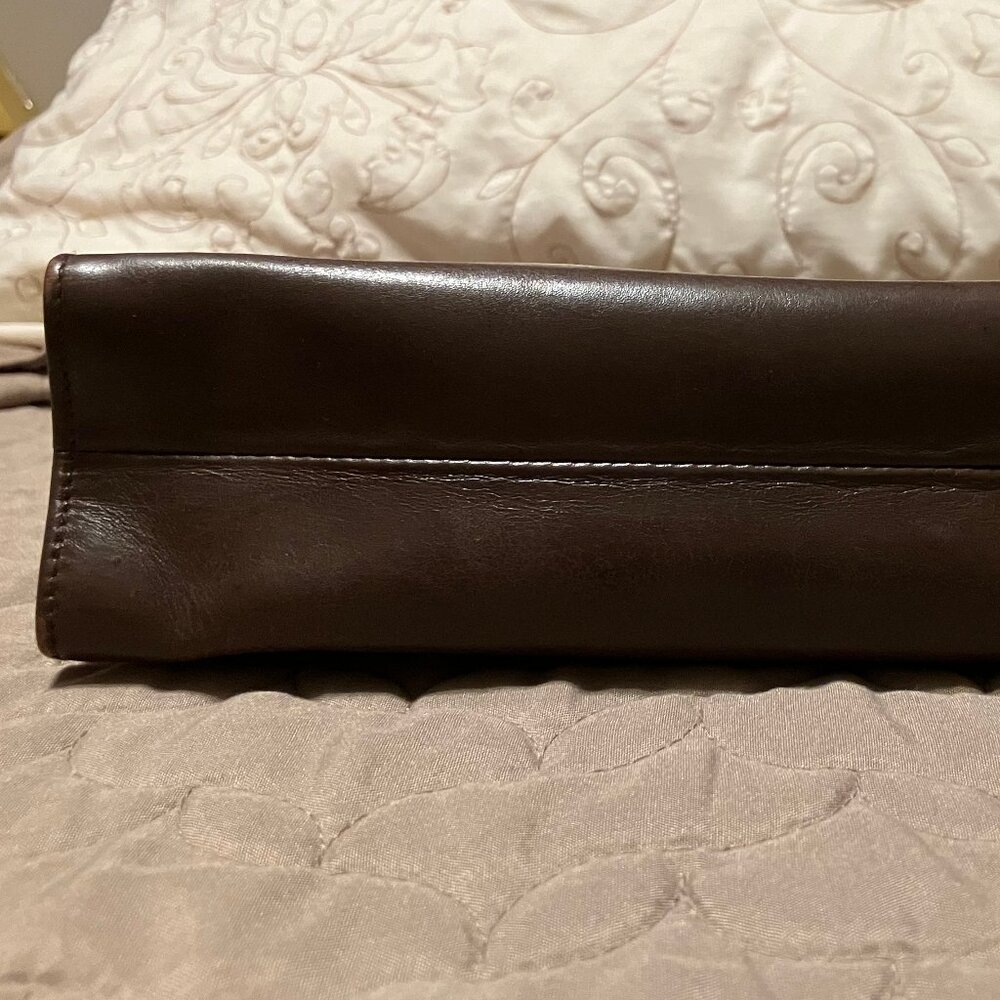 GUCCI Leather Handbag - Picture 4 of 10